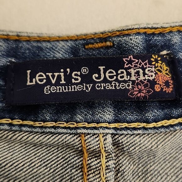 LEVI'S JEANS Junior's Denim Cotton Distressed Short Shorts Size 7 - Picture 5 of 10